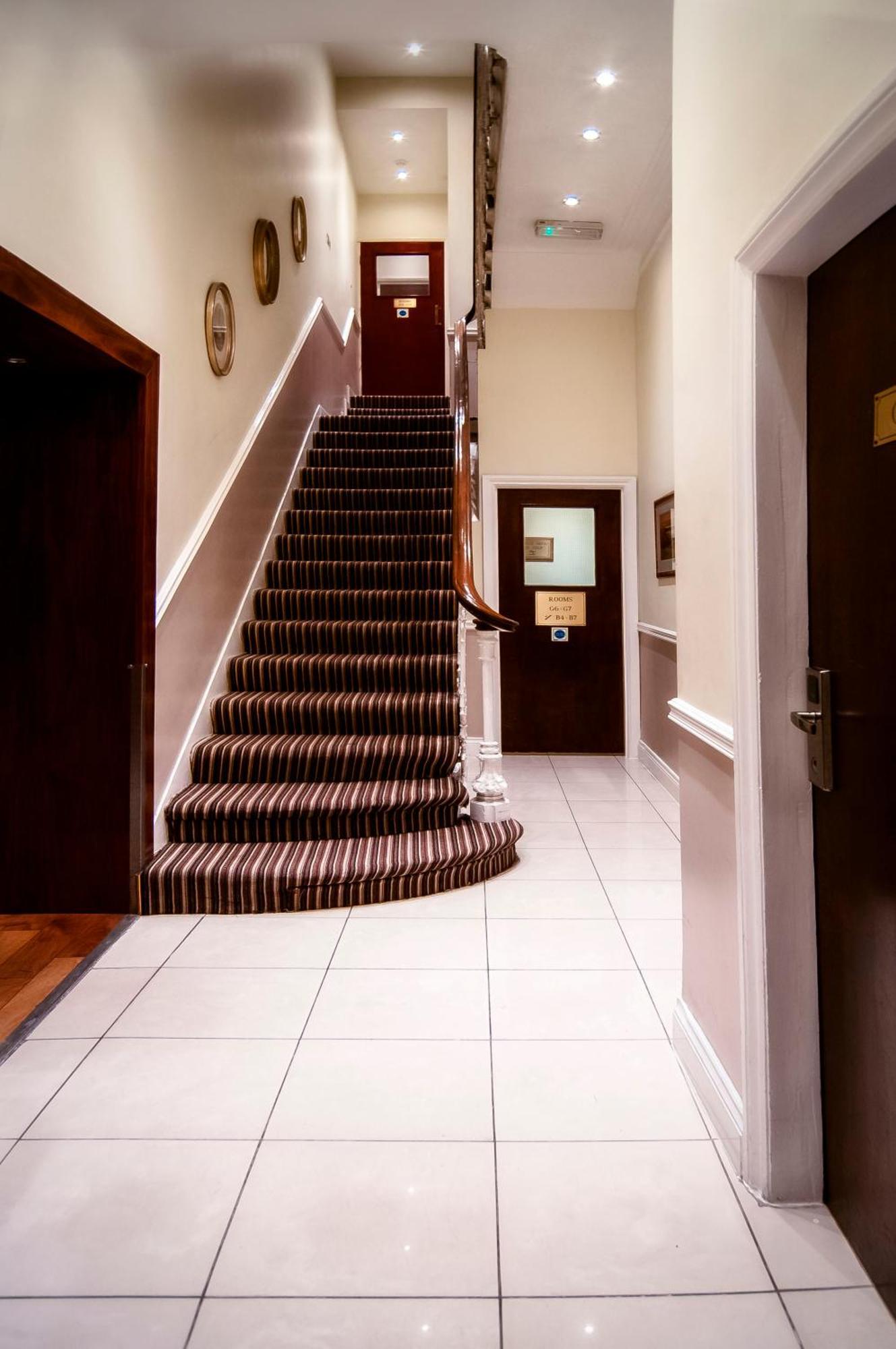 Westbury Hotel Londen Buitenkant foto