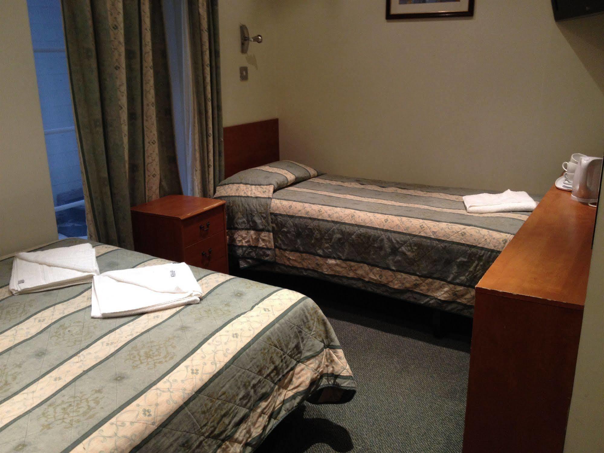 Westbury Hotel Londen Buitenkant foto