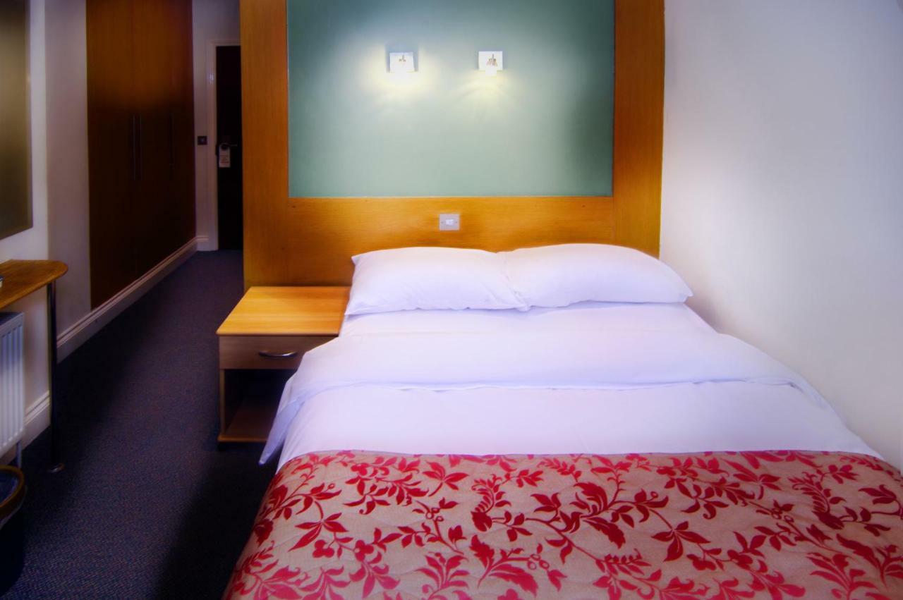 Westbury Hotel Londen Buitenkant foto